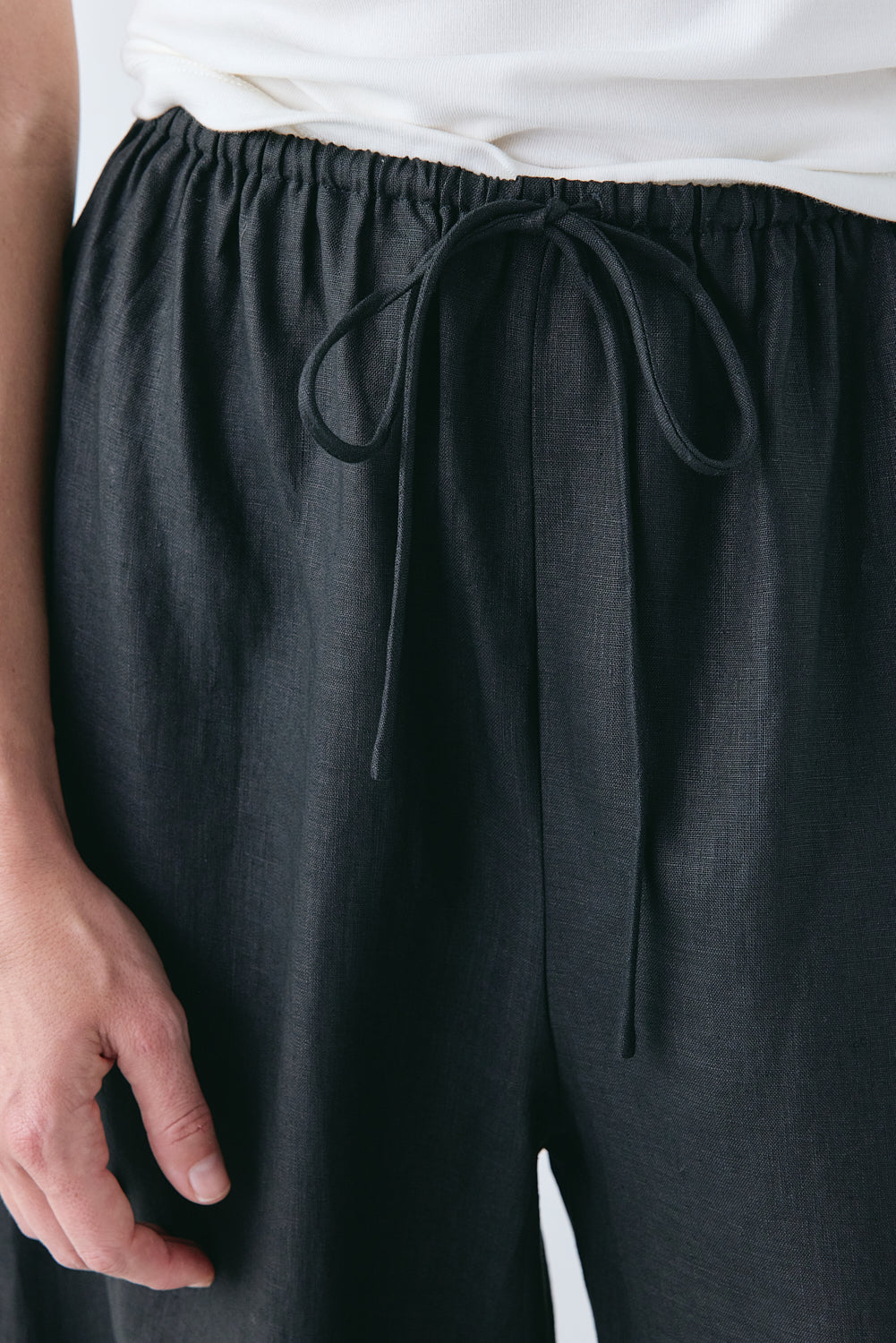Raya Linen Pants Black