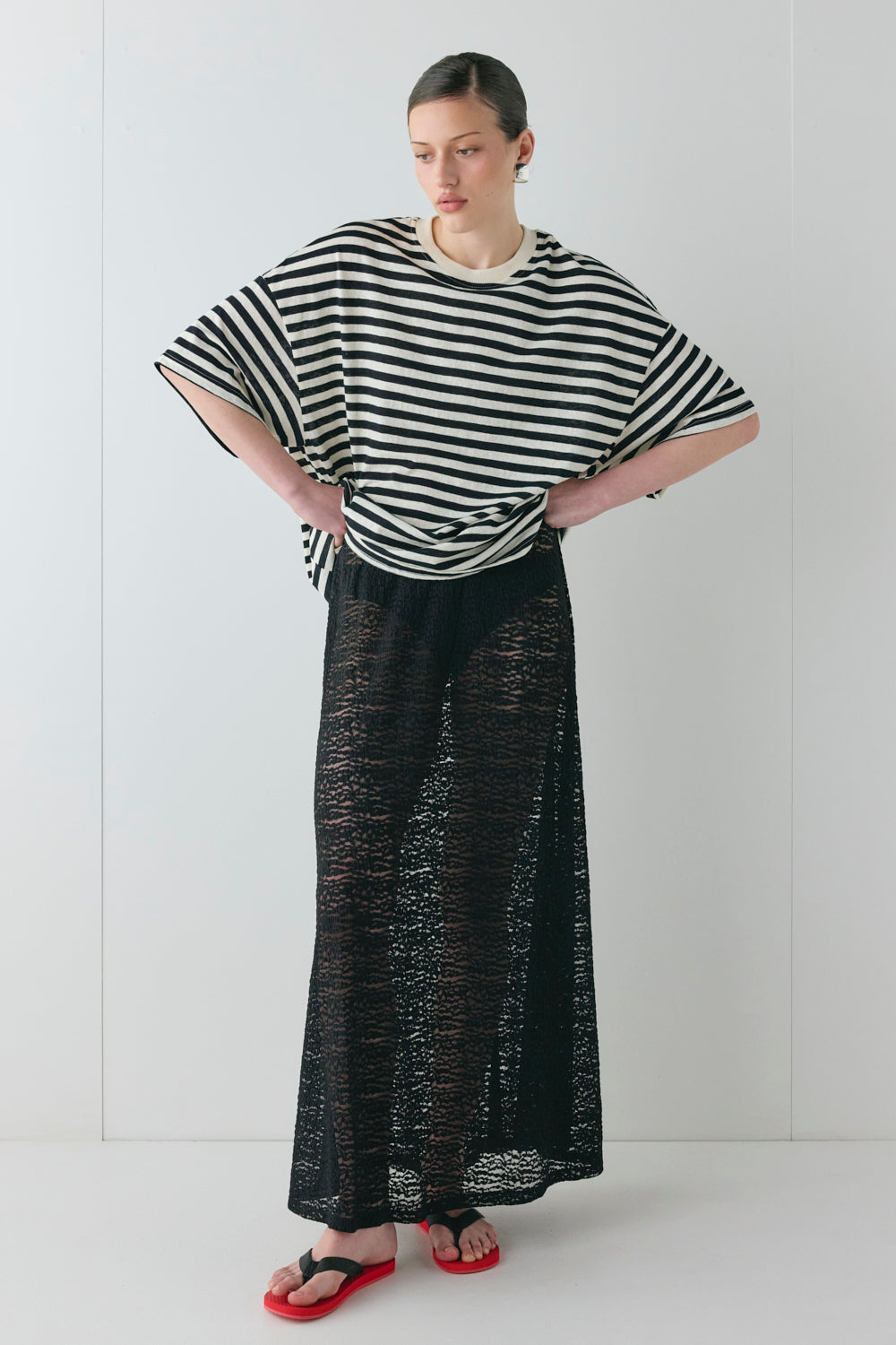 Willow Tee Black Stripe