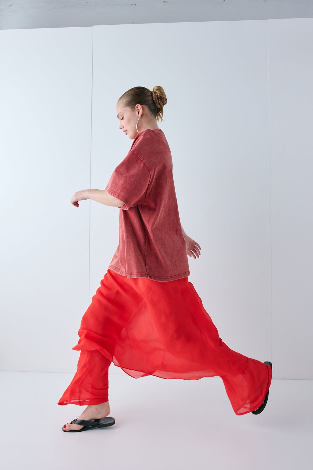Willow Tee Chalk Red