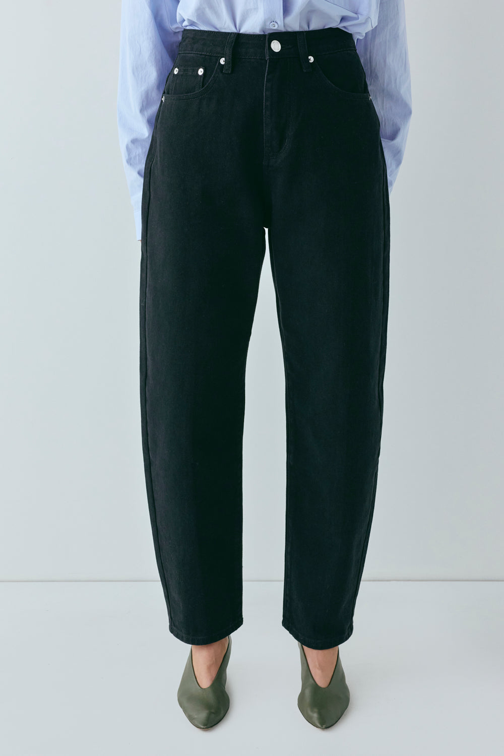 Lex Mid Rise Barrel Denim Jeans Black