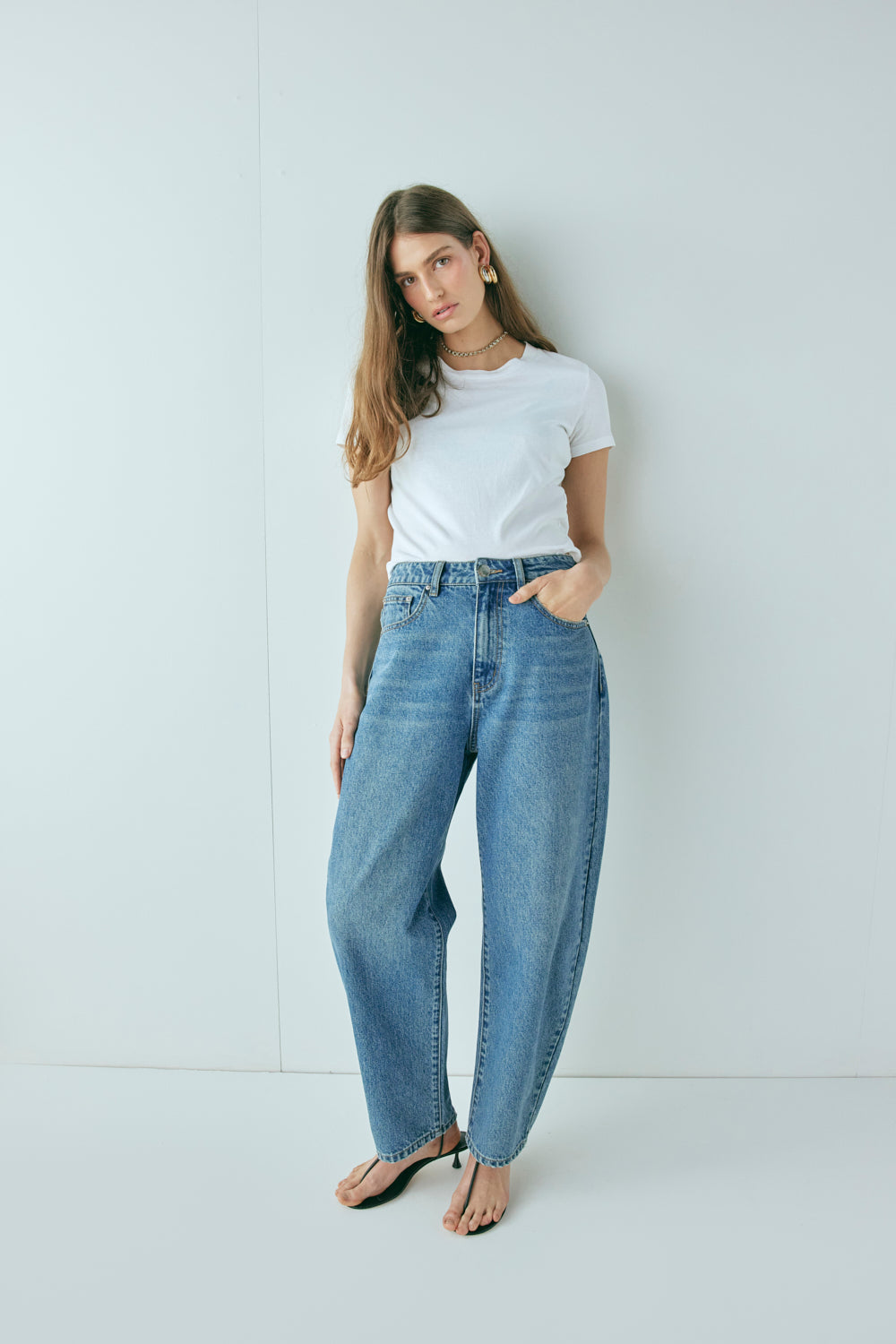 Lex Mid Rise Barrel Denim Jeans Blue