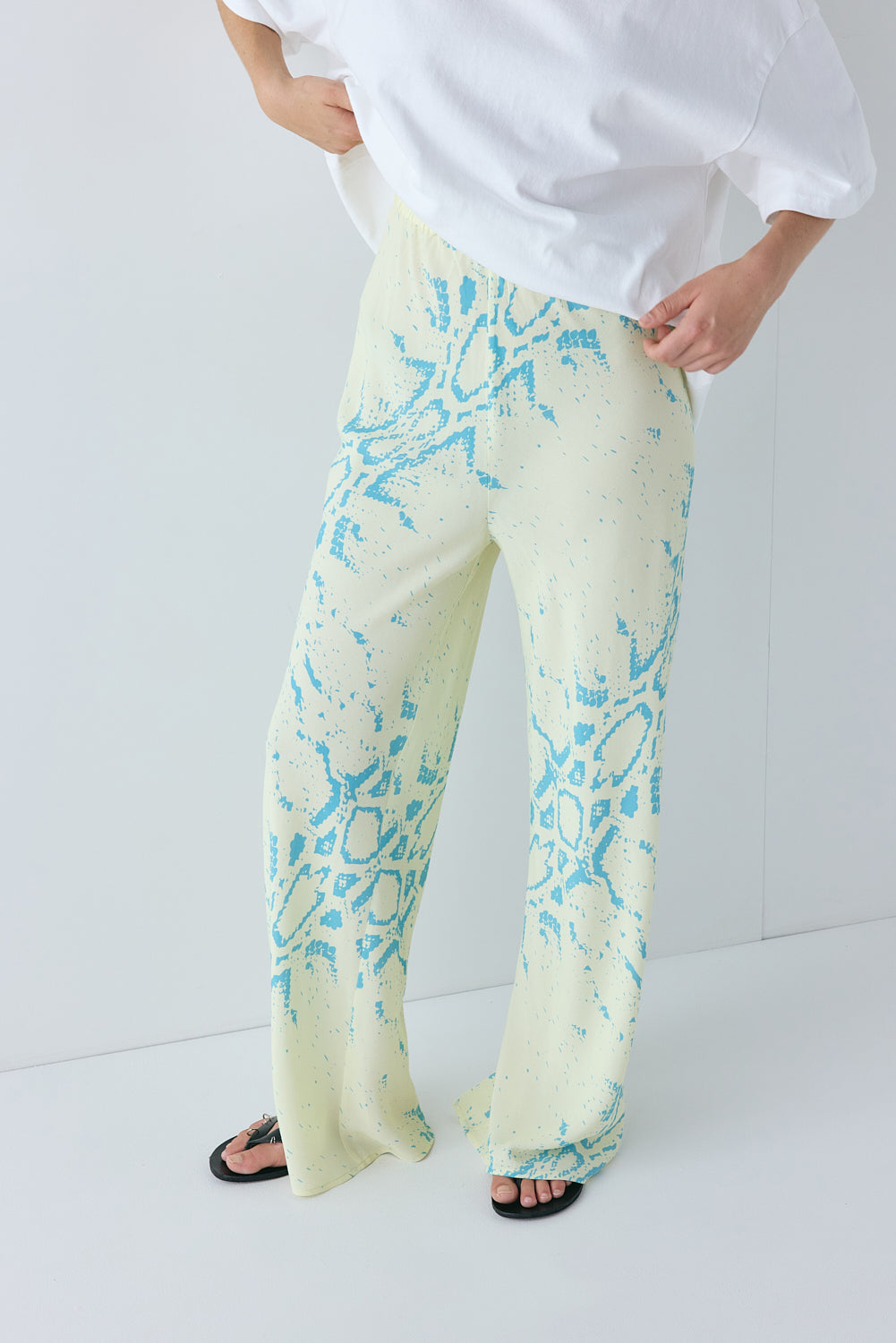 Remi Pants Yellow Snake