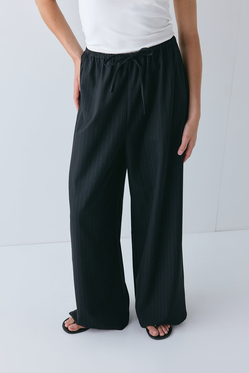 Raya Pants Black Pinstripe