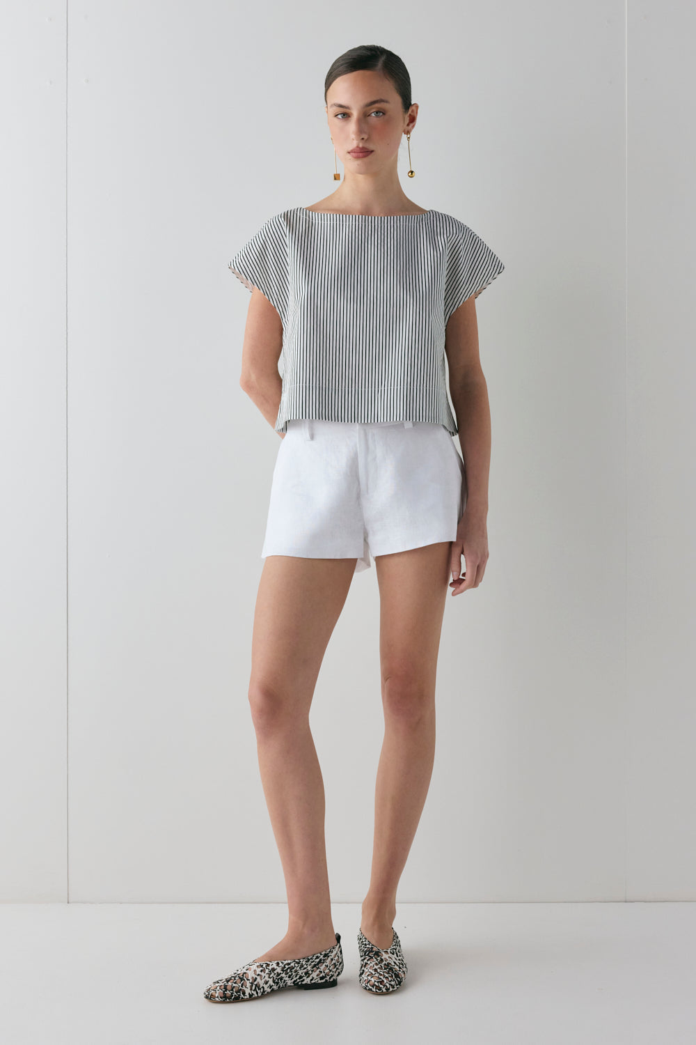 Levy Linen Shorts White
